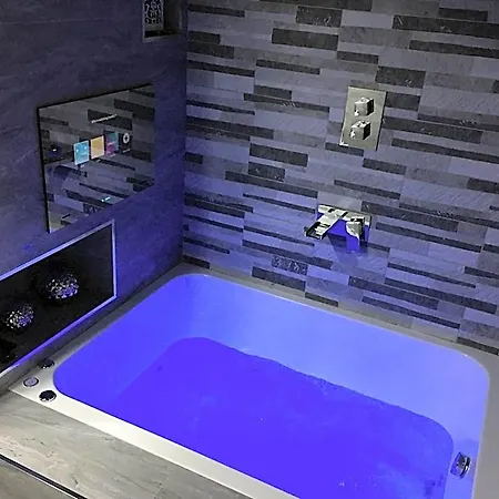 Livit Serviced Hotel